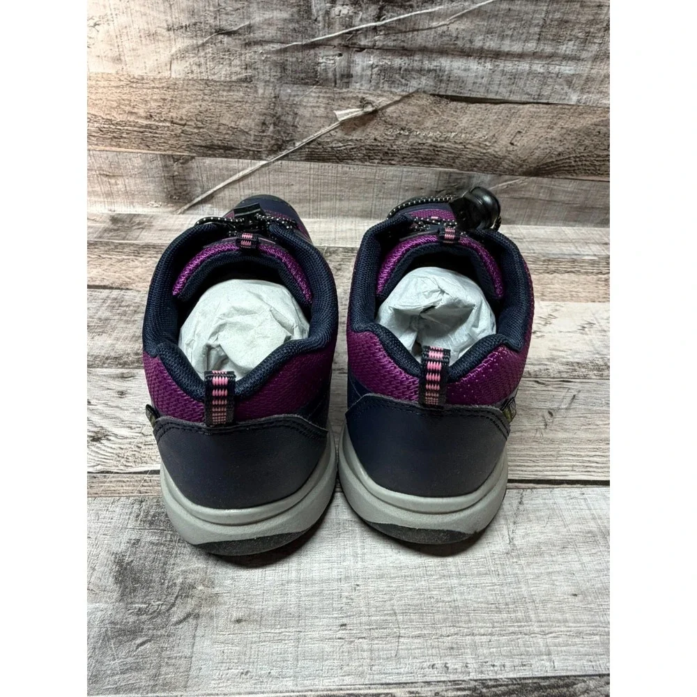 New Keen Children Wanduro Low Height Waterproof Boots Size 5 Purple
